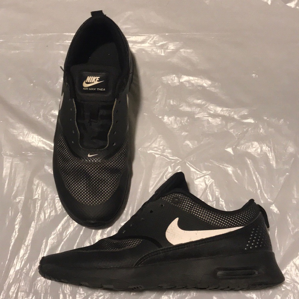 Women’s Nike Air Max Thea